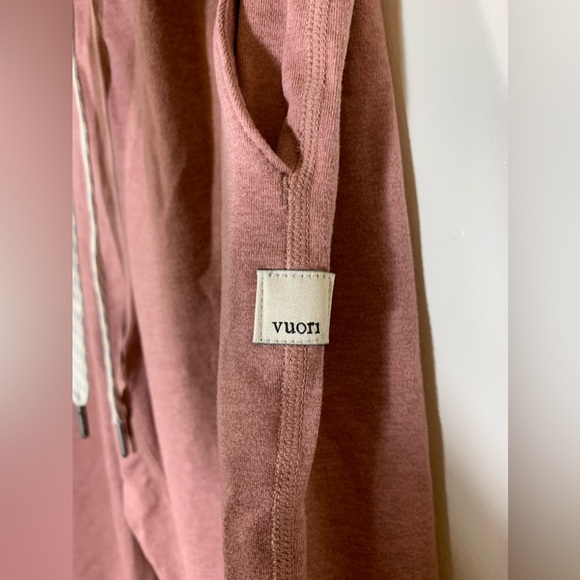 Vuori Performance Joggers - Burnt Clay - Picture 7 of 9